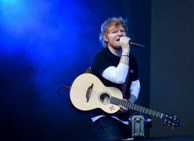 Ed Sheeran : amateur de ketchup, il s'offre une collaboration étonnante