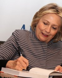 Hillary Clinton : son nouveau projet de thriller politique