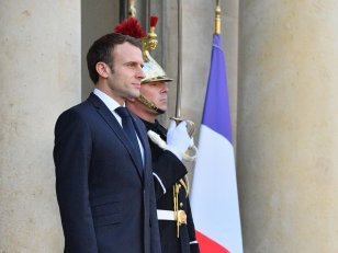 Emmanuel Macron : loin de Brigitte, il fête Noël avec une star de la télé