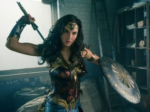 Wonder Woman 1984 : Gal Gadot confirme la fin du tournage