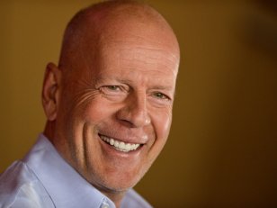 Bruce Willis contraint de prendre sa retraire : les réactions du tout Hollywood