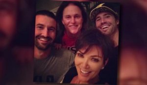 Kris Jenner pose près de son mari et de ses fils Brody et Brandon