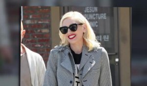 Gwen Stefani porte un pantalon harem et son mari Gavin Rossdale la copie
