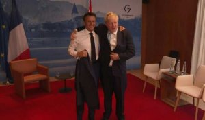 Sommet du G7 : rencontre bilatérale entre Emmanuel Macron et Boris Johnson