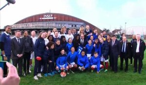 Hollande à l'Insep: l'Euro 2016, "une réponse à la haine"