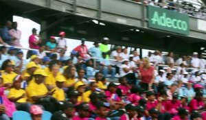 Coupe Davis 2016 - Les enfants en Guadeloupe et l'équipe de France de Noah