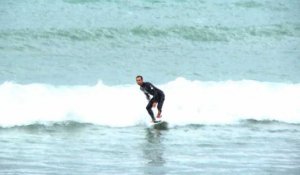 Eric Dargent, un surfeur amputé à l'assaut des vagues