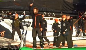 Voile: Coville accueilli en héros à Brest