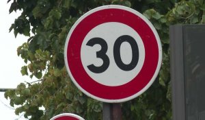 Vitesse limitée à 30 km/h : les Parisiens partagés