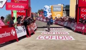 Tour d'Espagne 2022 - Richard Carapaz la 14e étape ! Primoz Roglic distance Remco Evenepoel et revient à 1'49" au général !