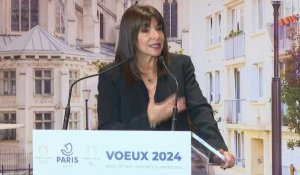 Paris: Hidalgo annonce des baignades dans la Seine dès 2025