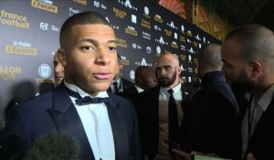 Foot: Kylian Mbappé désigné meilleur jeune en 2018