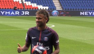 Neymar au PSG: "Je n'ai manqué de respect à personne"