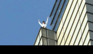 Le "Spider-Man" français escalade un gratte-ciel londonien