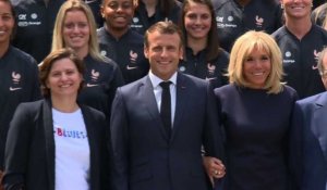 Mondial-2019: à J-3, Macron passe ses consignes aux Bleues
