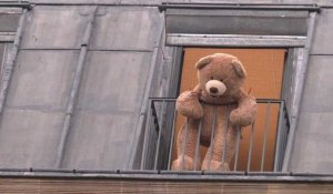 Des ours en peluche géants envahissent les Gobelins à Paris