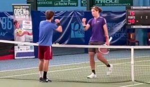 ITF - Poitiers 2021 - Le Mag - George Loffaghen, 19 ans, un nom à retenir ! Thomas Finck, son coach, l'avoue : "Il promet !"