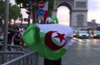 Football/CAN-2019: les fans de l'Algérie fêtent la qualification