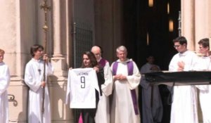 Football: dernier hommage à Bernard Lacombe près de Lyon