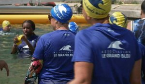 Dans les quartiers Nord de Marseille, des mères renouent avec la mer