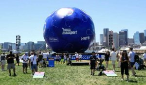 Mondial-2026: le plus grand ballon de football du monde à Boston