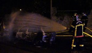 Des voitures incendiées rue François Rivière