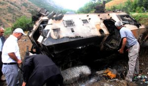 Attaque contre des policiers turcs, l'aviation pilonne le PKK