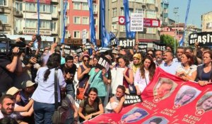 Turquie: manifestation contre le pouvoir et pour la paix