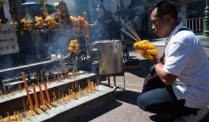 Attentat de Bangkok : un suspect arrêté, des explosifs retrouvés à son domicile