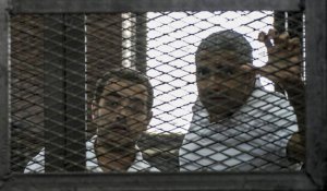 Trois ans de prison pour les trois journalistes d'Al-Jazira