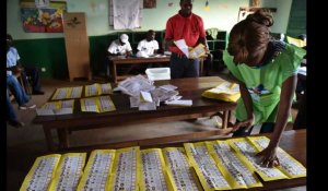 Élections en Centrafrique : des candidats dénoncent "une mascarade"