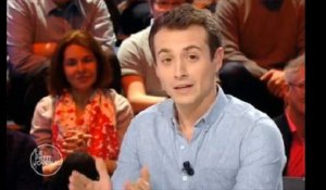 Accusé d'avoir filmé sa maison, le journaliste du Petit Journal Hugo Clément répond au ministre Le Drian
