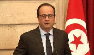 Hollande qualifie le terrorisme de "ferment de la guerre civile"