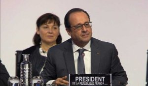 Cop21: Hollande exhorte les 195 pays à faire "le pas décisif"