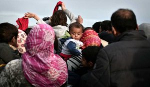 Migrants : l'UE compte fermer définitivement "la route des Balkans"