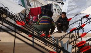 Syrie: à Bab al-Salama, les déplacés continuent d'affluer