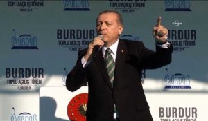 Turquie: Erdogan menace la Cour constitutionnelle