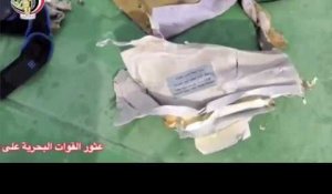 Crash EgyptAir : les images des débris