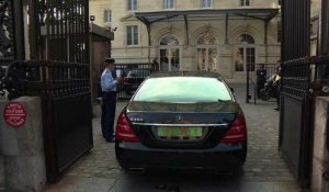 Egyptair: familles et diplomates reçus au quai d'Orsay