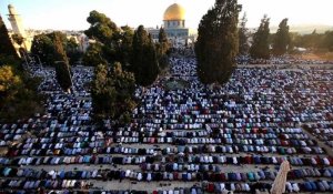 Prière de la fin du ramadan sur l'esplanade des mosquées