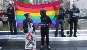 Paris: Rassemblement pour les victimes de la fusillade d'Orlando