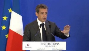 Sarkozy et la rhubarbe, cette fois, l'ancien président ne s'est pas raté