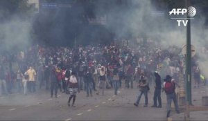 Venezuela: Nouveaux affrontements dans les rues de Caracas