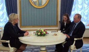 Poutine a reçu officiellement Marine Le Pen au Kremlin