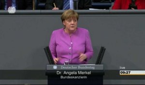 Merkel: l'Allemagne ne doit pas laisser s'éloigner la Turquie