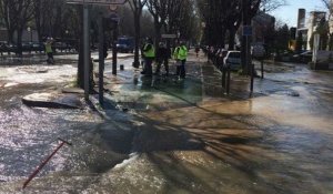 Importante fuite d'eau boulevard Michelet à Marseille