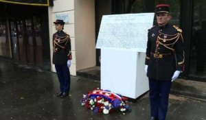 13-Novembre: Hollande dévoile les plaques du Bataclan