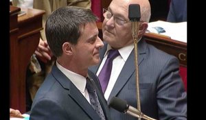 Le joli lapsus de Manuel Valls à l'Assemblée Nationale - ZAPPING ACTU DU 26/10/2016