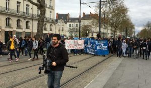 Les jeunes manifestent à Nantes