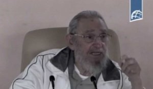 Fidel Castro réapparaît en public après 9 mois d'attente